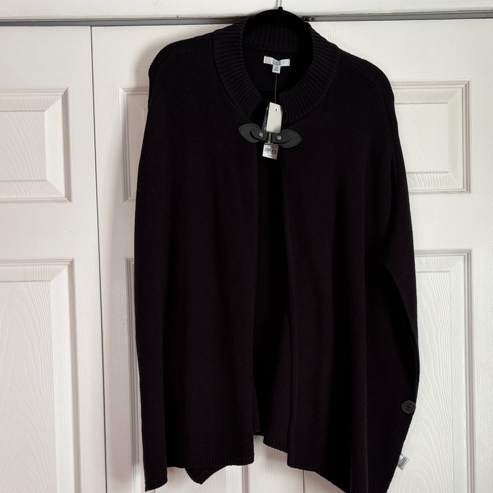 Ladies knitted Black Cape